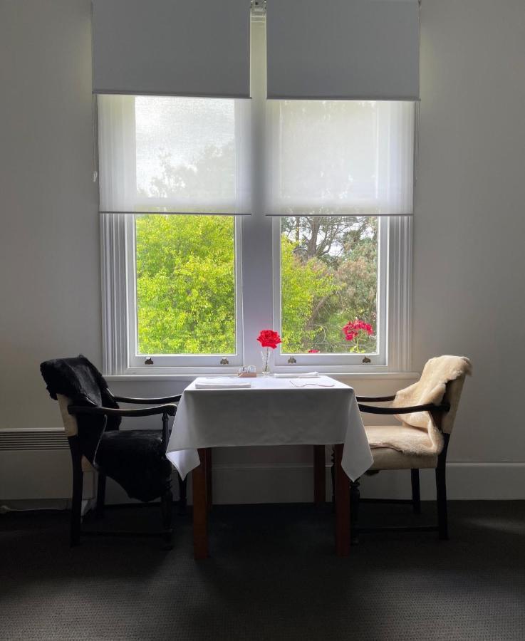 Cambridge House Breakfast & Bed Bed & Breakfast Geeveston Dış mekan fotoğraf