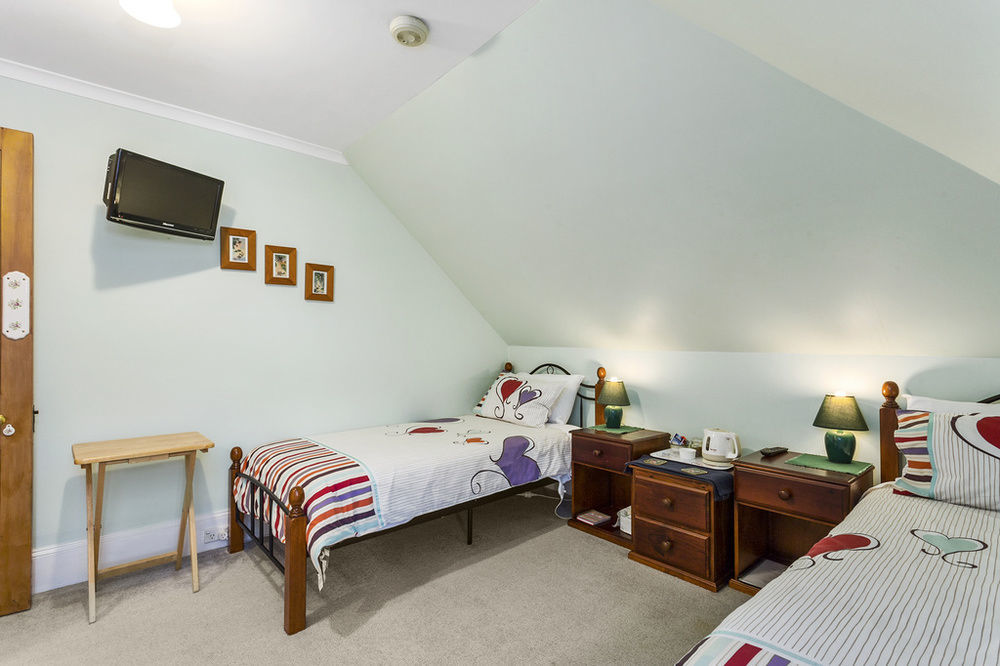 Cambridge House Breakfast & Bed Bed & Breakfast Geeveston Dış mekan fotoğraf